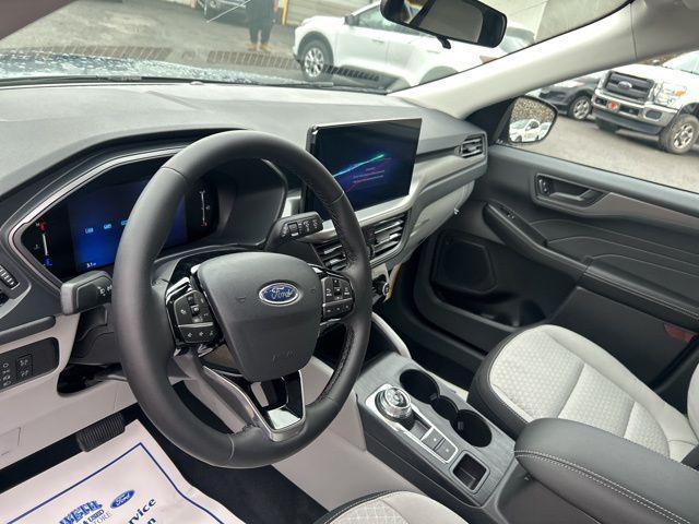 new 2025 Ford Escape car, priced at $33,250