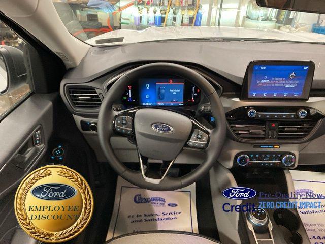 new 2025 Ford Escape car, priced at $30,245