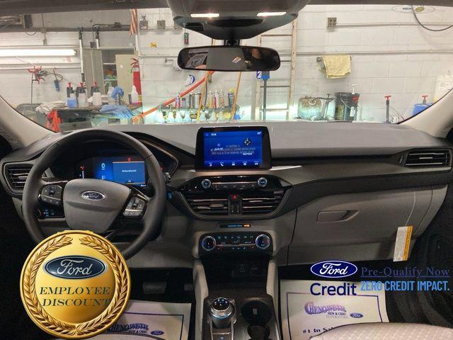 new 2025 Ford Escape car, priced at $30,245