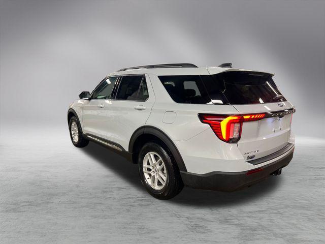 new 2025 Ford Explorer car