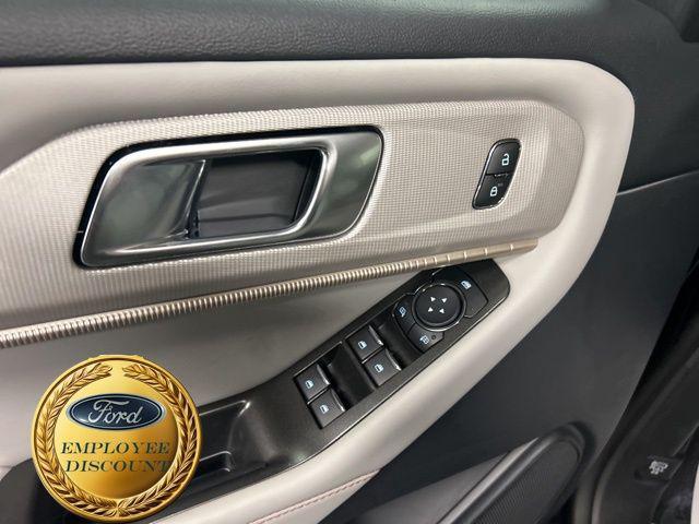 new 2025 Ford Explorer car, priced at $44,706