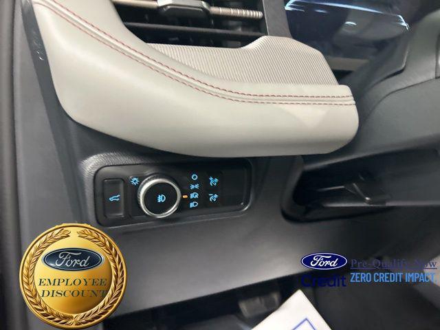 new 2025 Ford Explorer car, priced at $44,706