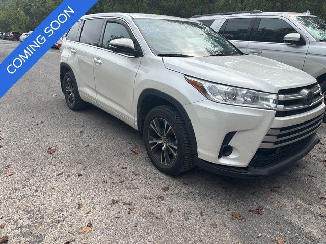 used 2018 Toyota Highlander car, priced at $18,511