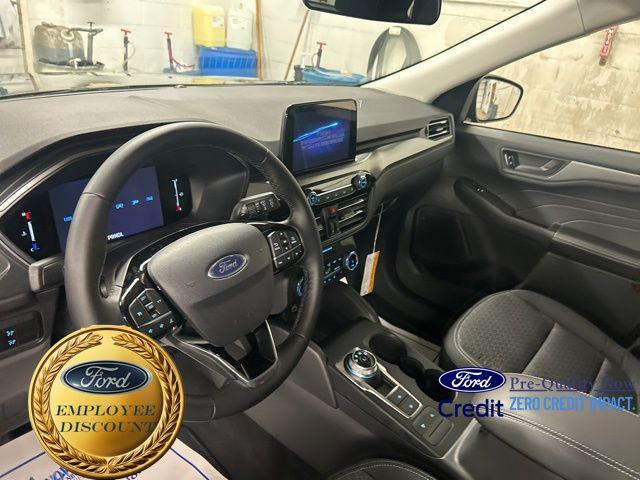 new 2025 Ford Escape car, priced at $30,689