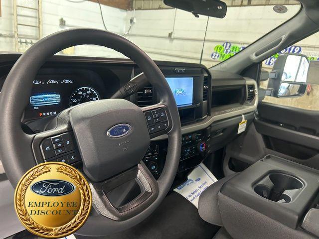 new 2025 Ford F-350 car, priced at $70,129