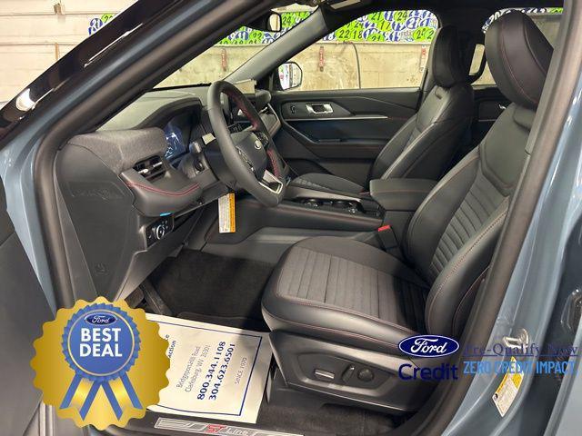 new 2025 Ford Explorer car, priced at $51,104