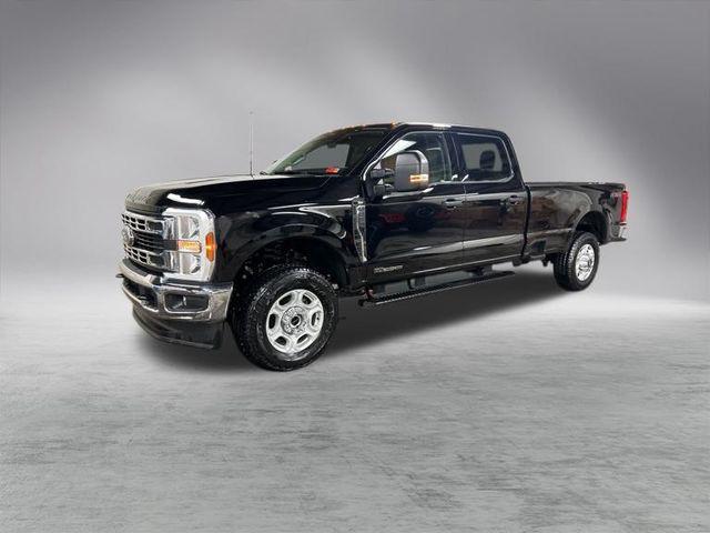 new 2025 Ford F-350 car, priced at $72,690