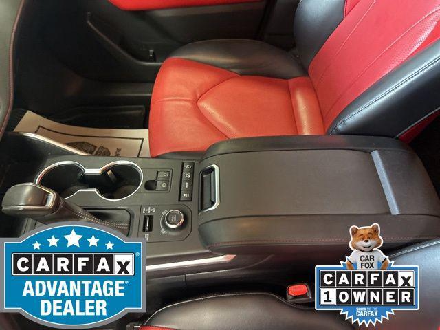 used 2022 Toyota Highlander car, priced at $37,625