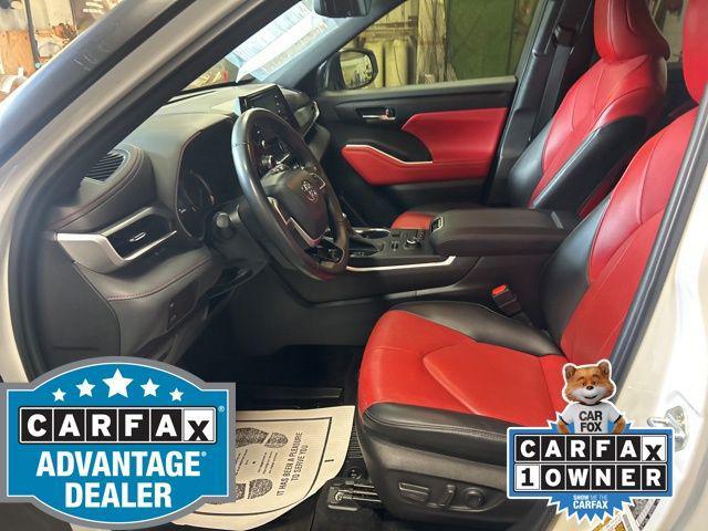 used 2022 Toyota Highlander car, priced at $37,625