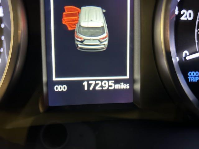 used 2019 Toyota Highlander car, priced at $29,495