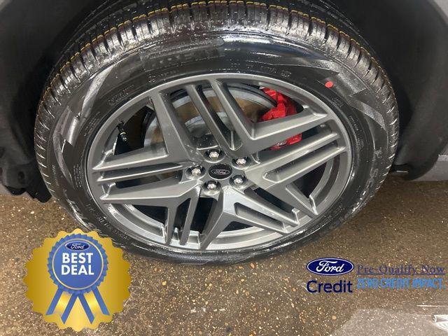 new 2025 Ford Explorer car, priced at $51,481