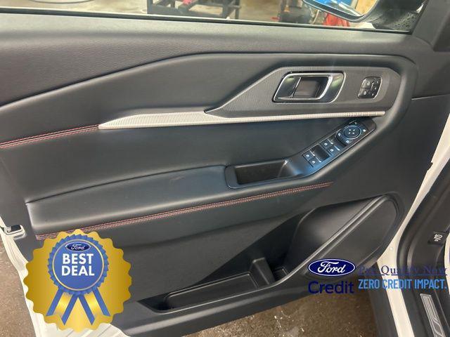 new 2025 Ford Explorer car, priced at $51,481