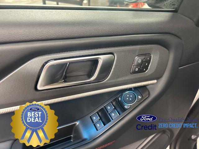 new 2025 Ford Explorer car, priced at $51,481