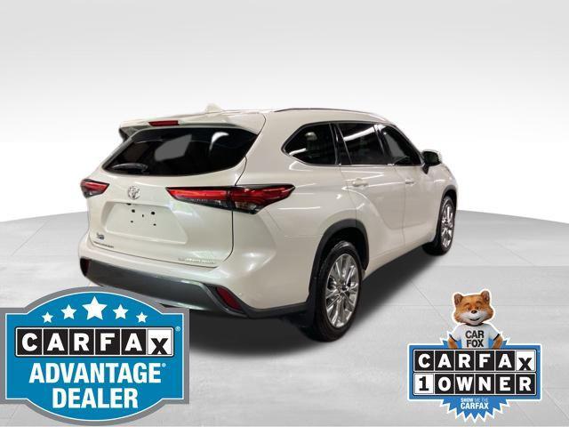 used 2021 Toyota Highlander car, priced at $30,995