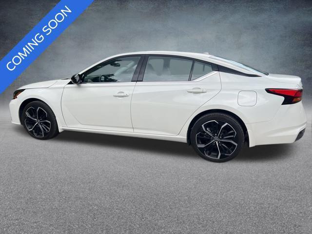 used 2024 Nissan Altima car