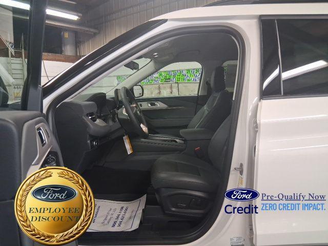new 2025 Ford Explorer car, priced at $46,969