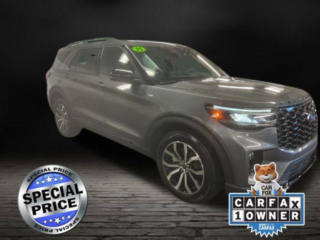 used 2025 Ford Explorer car, priced at $39,995