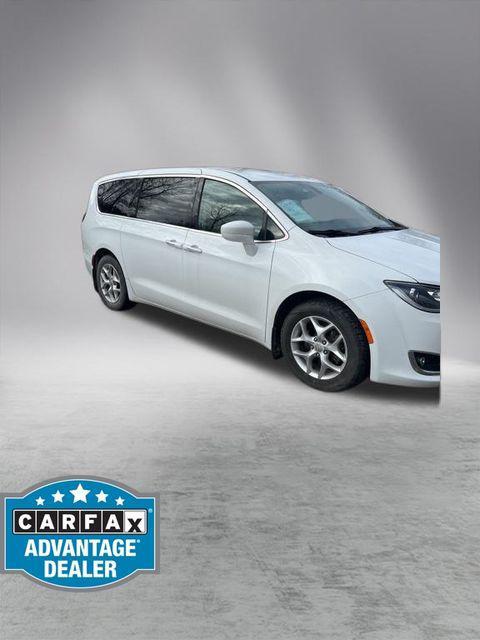 used 2018 Chrysler Pacifica car, priced at $15,957