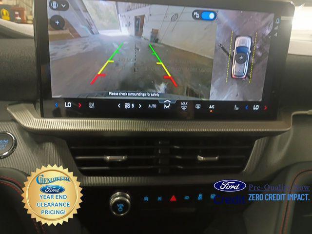 new 2025 Ford Explorer car, priced at $59,809