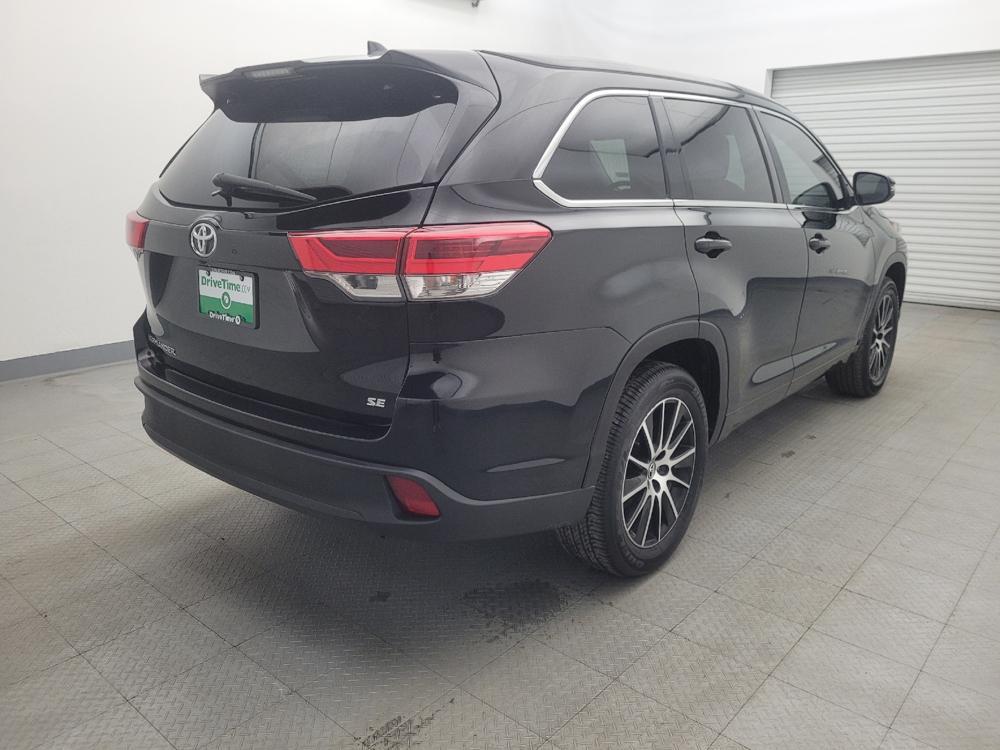 used 2018 Toyota Highlander car, priced at $26,495