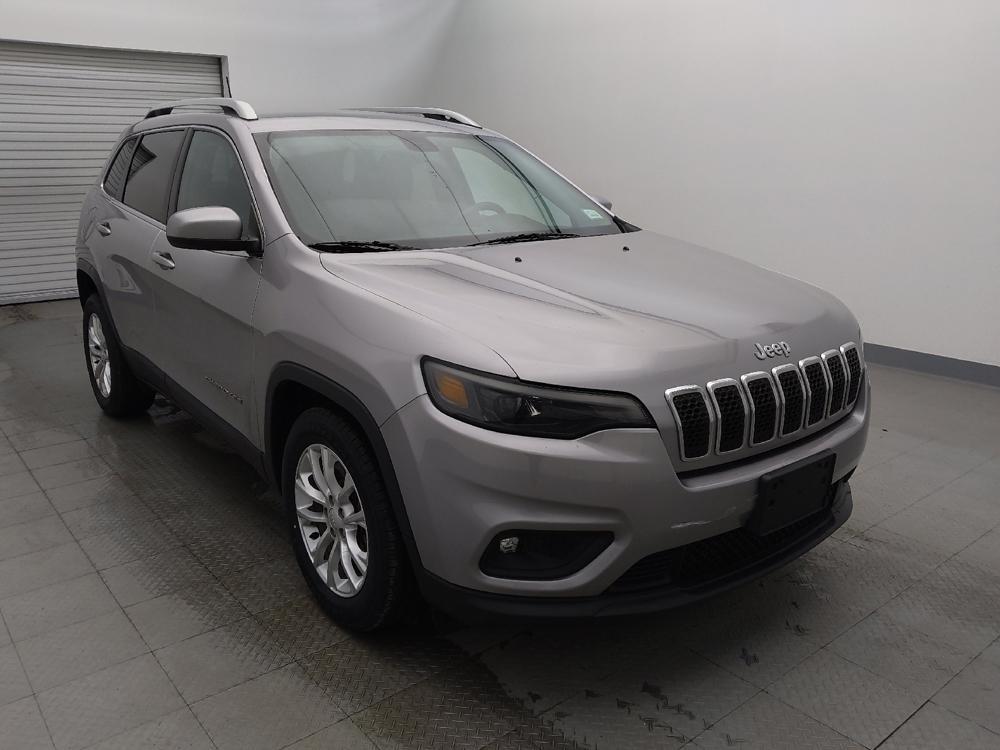 used 2019 Jeep Cherokee car, priced at $18,095