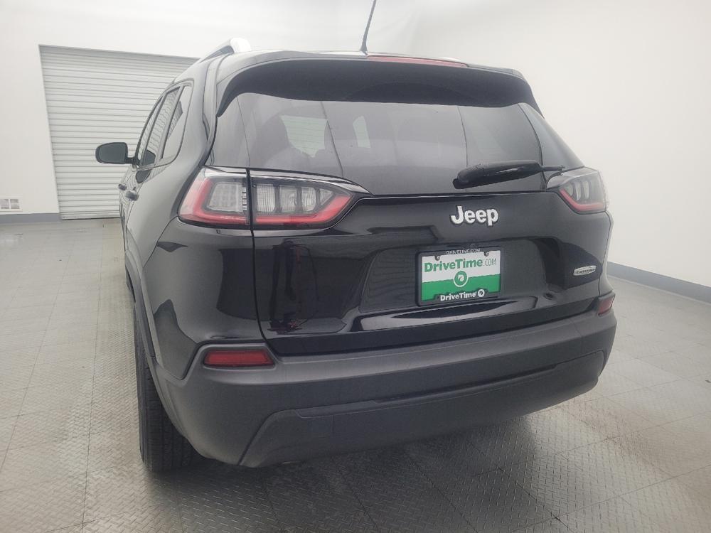 used 2021 Jeep Cherokee car, priced at $21,595
