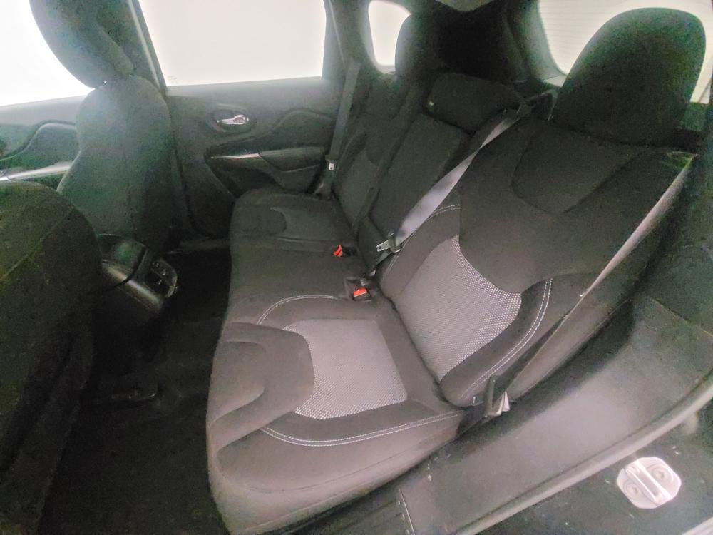 used 2021 Jeep Cherokee car, priced at $21,595