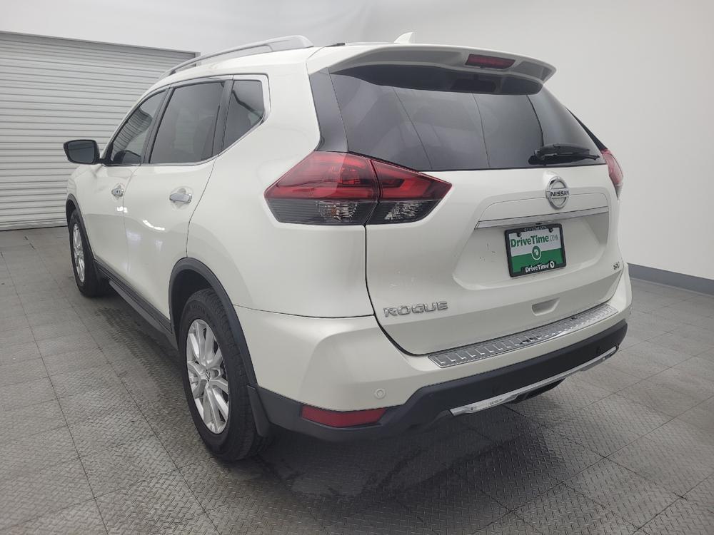 used 2019 Nissan Rogue car, priced at $19,495