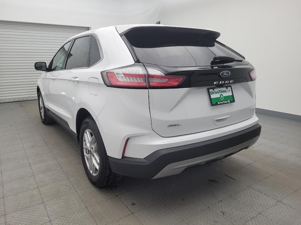 used 2024 Ford Edge car, priced at $28,095