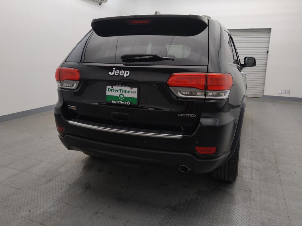 used 2015 Jeep Grand Cherokee car, priced at $18,095