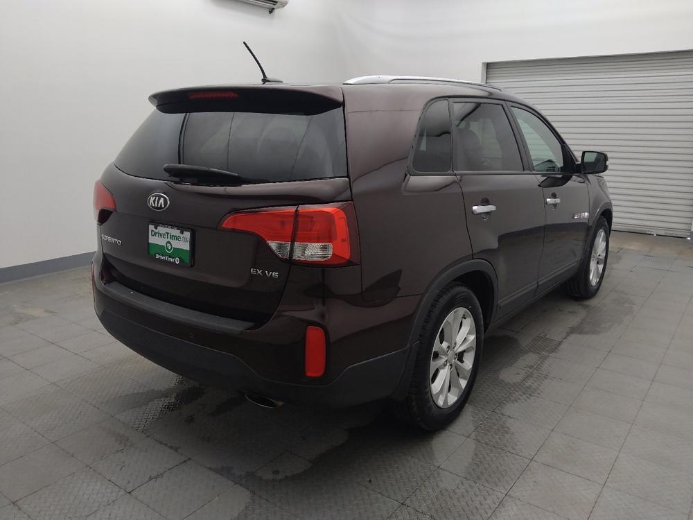 used 2015 Kia Sorento car, priced at $12,995