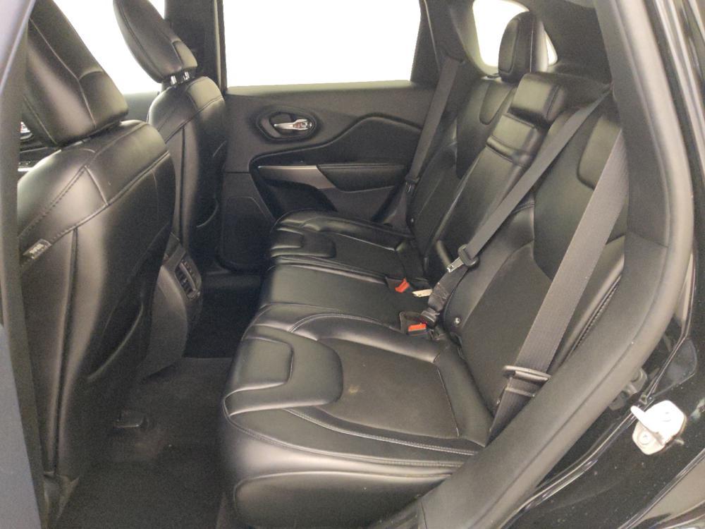 used 2019 Jeep Cherokee car, priced at $17,995