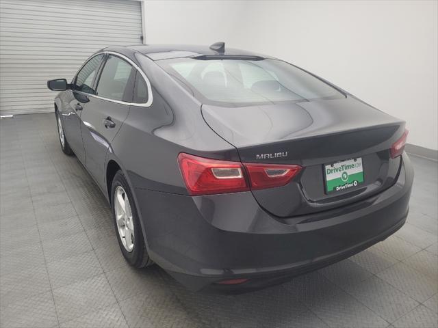 used 2018 Chevrolet Malibu car, priced at $19,095