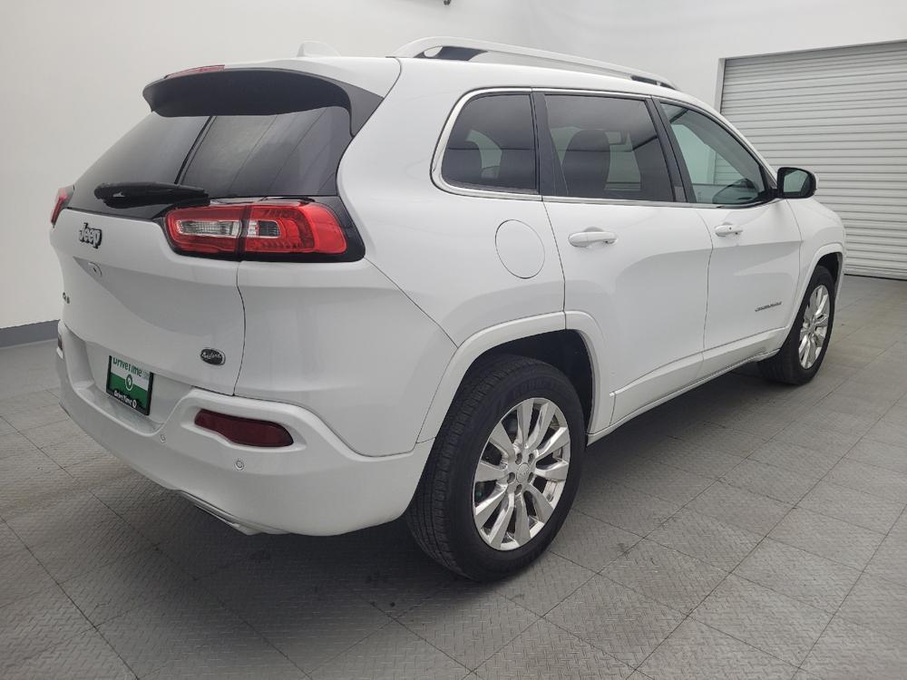 used 2018 Jeep Cherokee car, priced at $21,395
