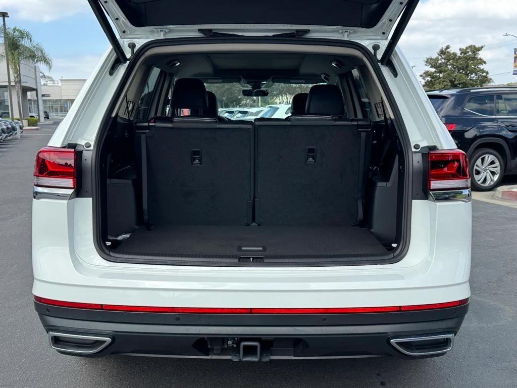 new 2025 Volkswagen Atlas car, priced at $44,614