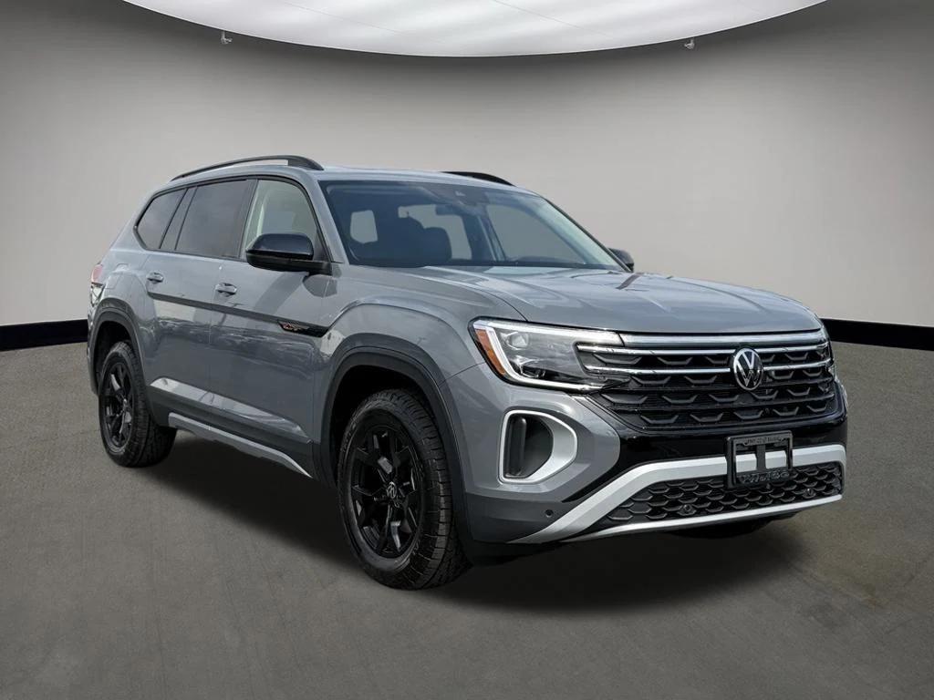 new 2025 Volkswagen Atlas car, priced at $44,099