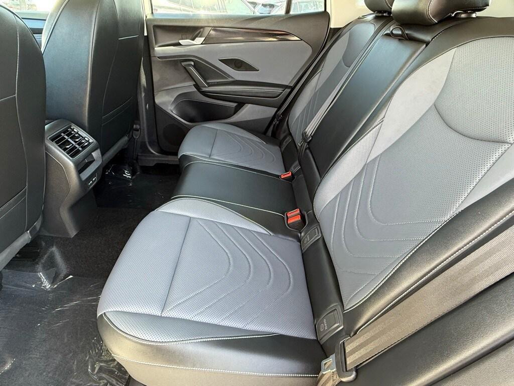 new 2025 Volkswagen Tiguan car, priced at $32,453