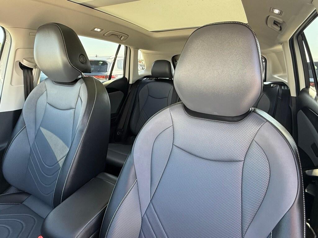 new 2025 Volkswagen Tiguan car, priced at $32,453