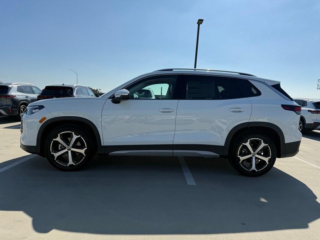 new 2025 Volkswagen Tiguan car, priced at $32,453
