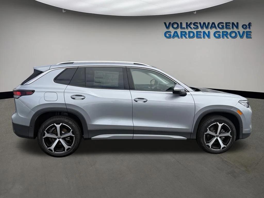 new 2025 Volkswagen Tiguan car, priced at $30,315