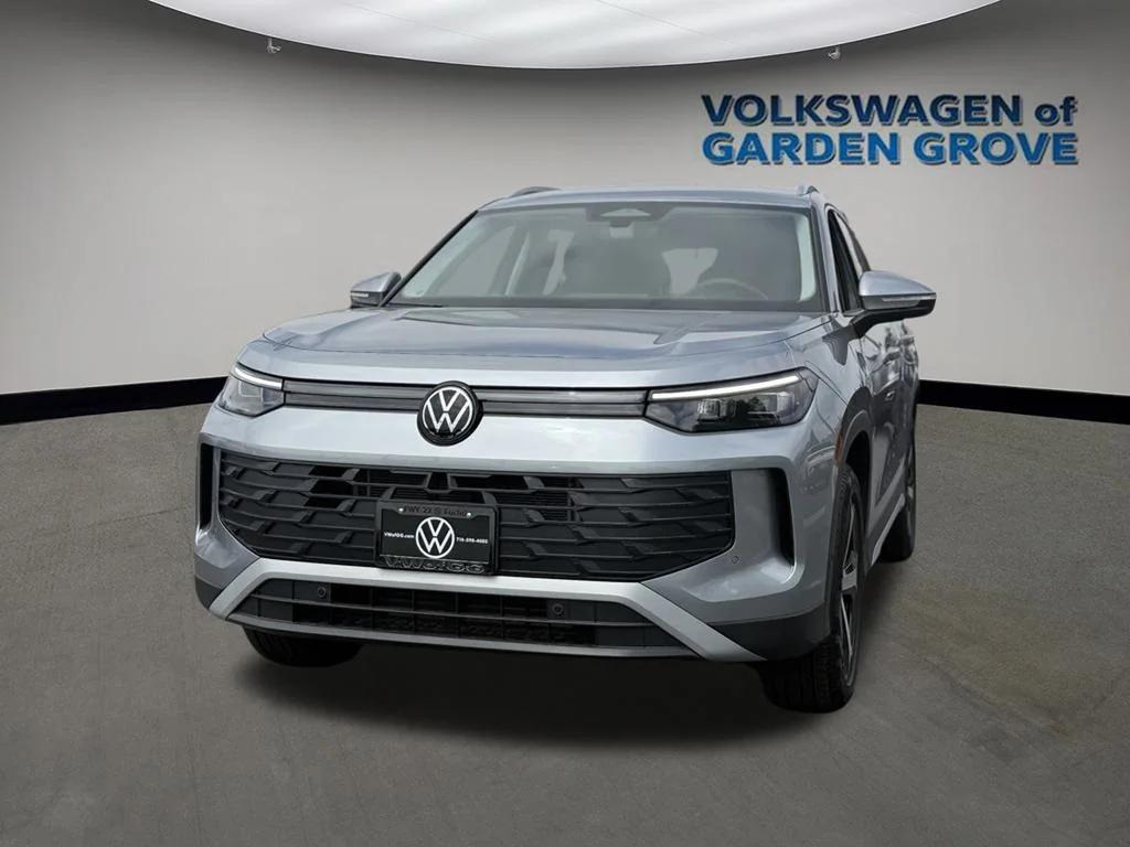 new 2025 Volkswagen Tiguan car, priced at $30,315