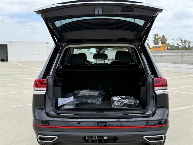 new 2025 Volkswagen Atlas car, priced at $41,519