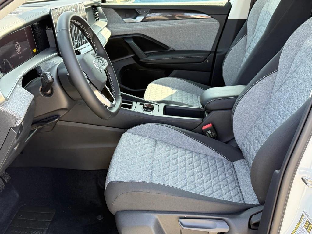 new 2025 Volkswagen Tiguan car, priced at $27,966