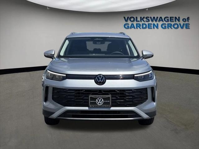 new 2025 Volkswagen Tiguan car, priced at $29,470