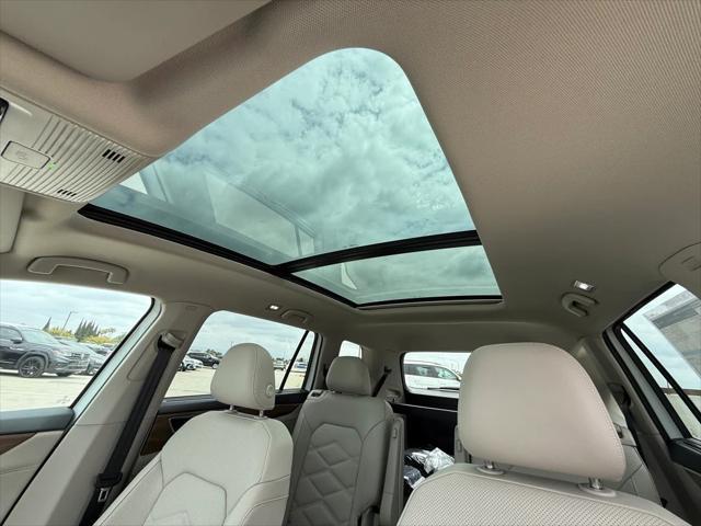 new 2025 Volkswagen Atlas car, priced at $43,149