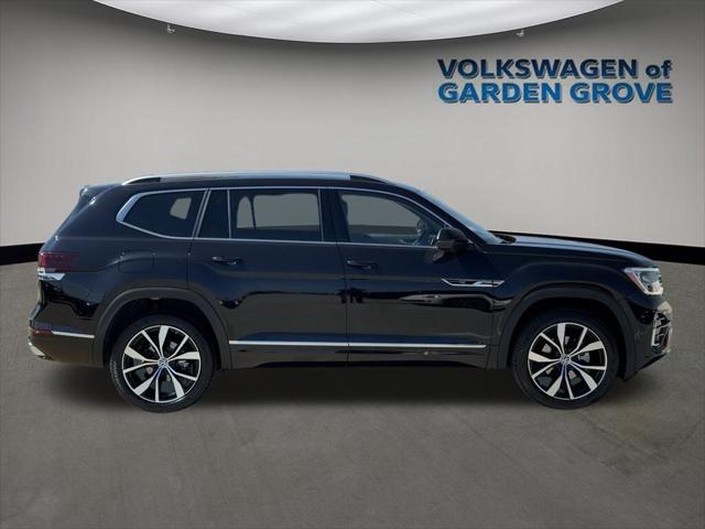 new 2025 Volkswagen Atlas car, priced at $51,655