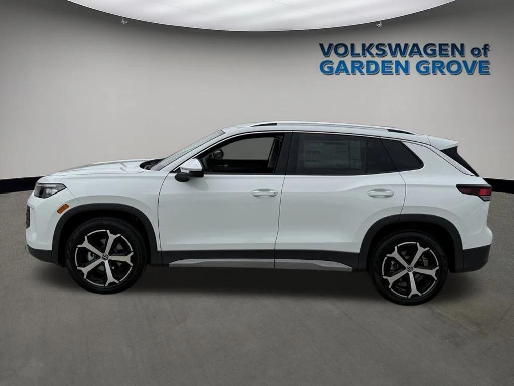 new 2025 Volkswagen Tiguan car, priced at $30,410