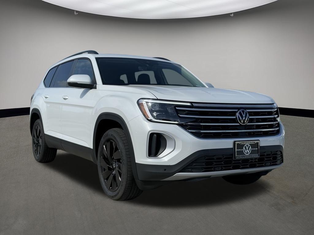 new 2026 Volkswagen Atlas car, priced at $47,524