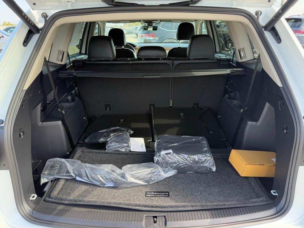 new 2026 Volkswagen Atlas car, priced at $47,524