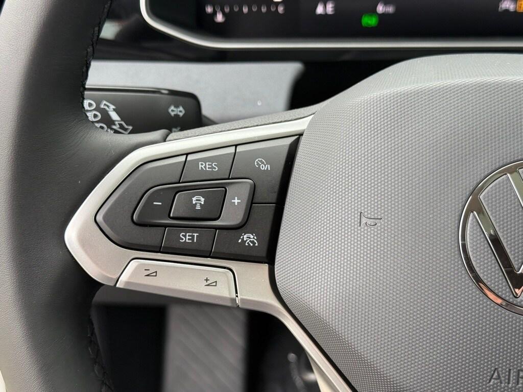new 2025 Volkswagen Jetta car, priced at $25,674